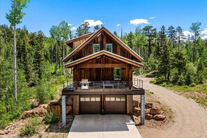 Exterior - Ultra Green Modern Mountain Home (Durango)