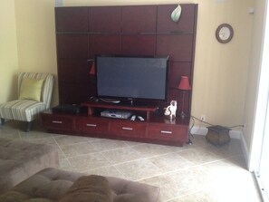 Living area - Private luxury retreat all included. (Key West)