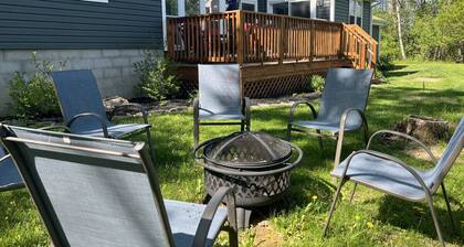 Outdoor Adventure Home: Golfing, Hiking & Kayaking