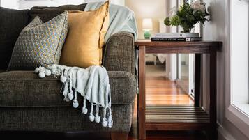 Télévision, cheminée