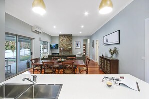 Interior - Three Sisters - Three Sisters has been designed and renovated with a strong appreciation of its surrounds and the importance of spending time with your nearest and dearest. (Bright)