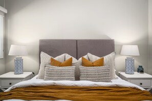 4 Schlafzimmer, Bügeleisen/Bügelbrett, kostenloses WLAN, Bettwäsche