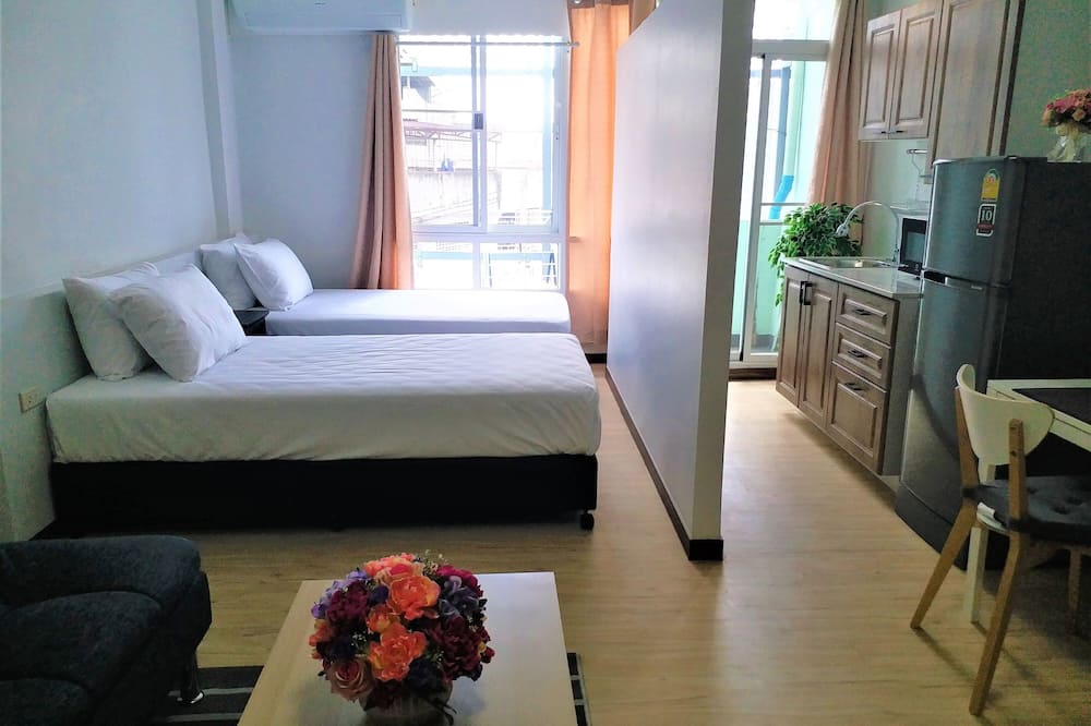 DD Garden Apartment 2