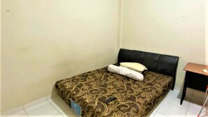 Standard Room - Penginapan Mangadel (Makassar)