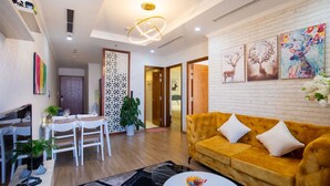 Apartamento familiar | Servicio de comidas en la habitación