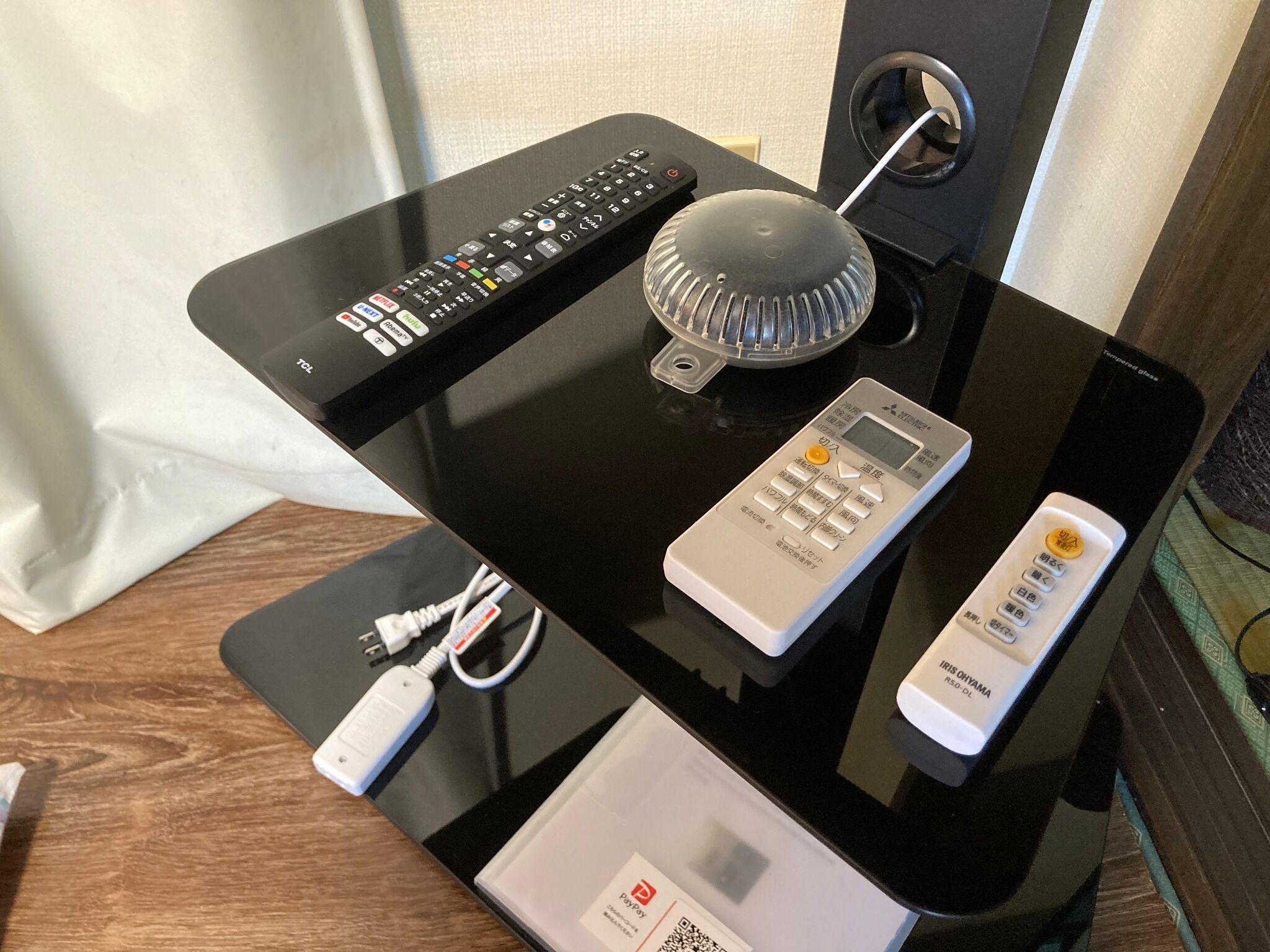 1 室のベッドルーム、デスク、WiFi (無料)、ベッドシーツ