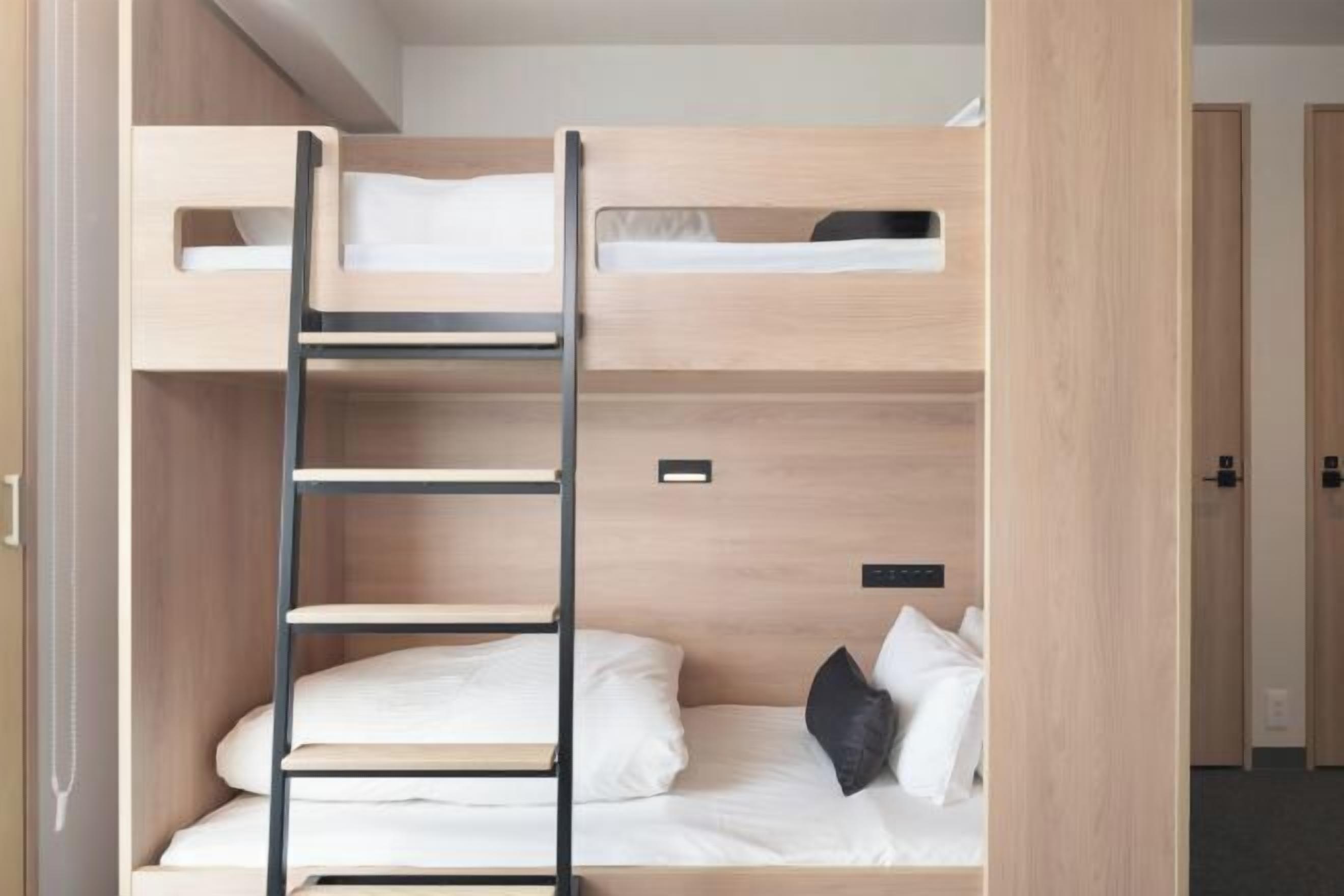 1 chambre, literie hypoallergénique, couette en duvet d'oie