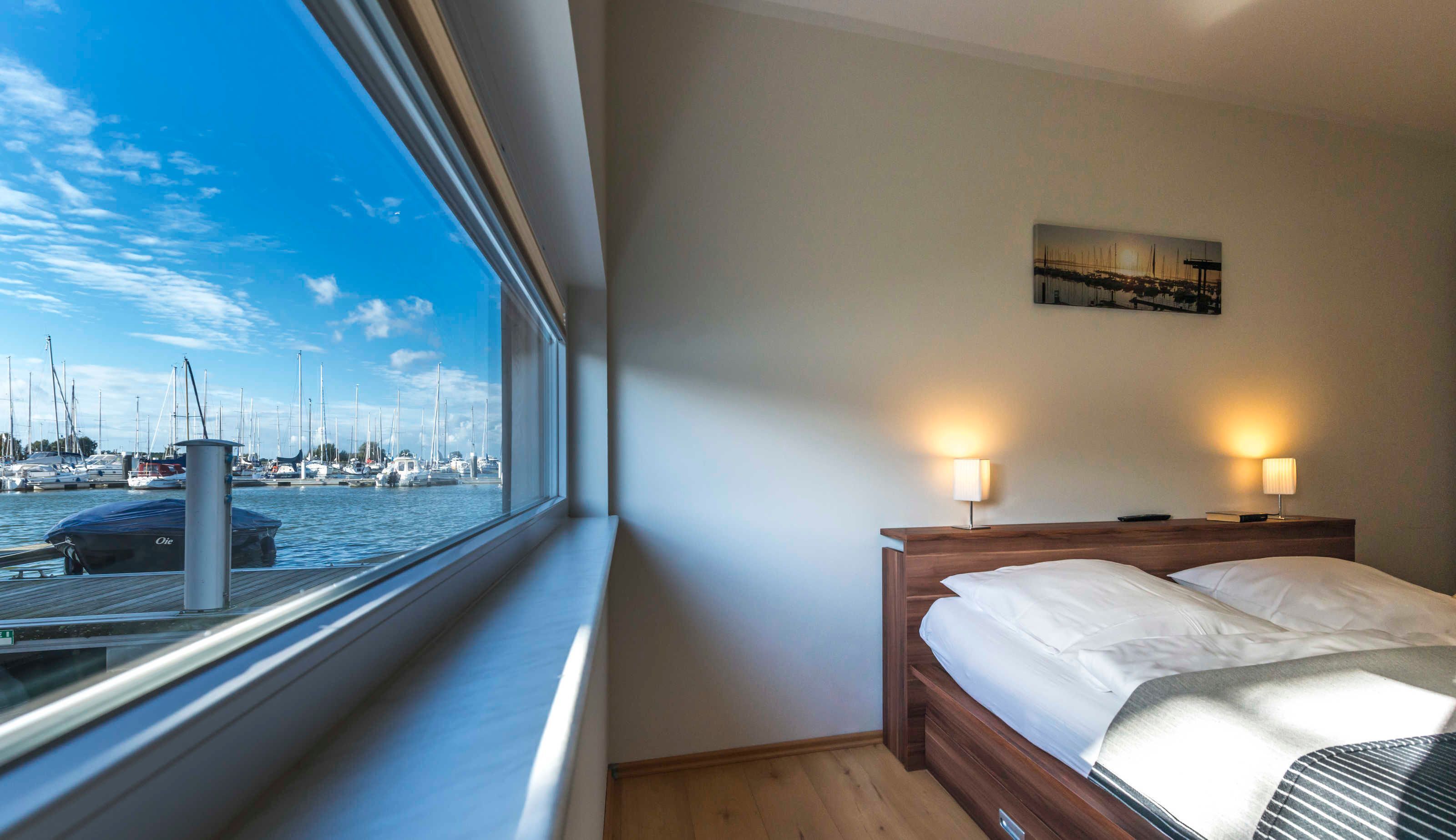 2 quartos, berço de viagem, Wi-Fi, roupa de cama