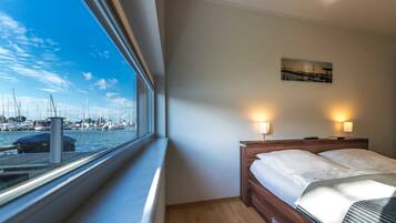 2 Schlafzimmer, Reisekinderbett, WLAN, Bettwäsche