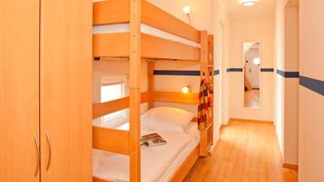 2 bedrooms, travel crib, WiFi, bed sheets