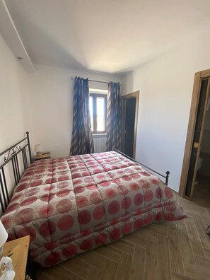 2 bedrooms, iron/ironing board, free WiFi - Small paradise in the center of town. (Pescocostanzo)