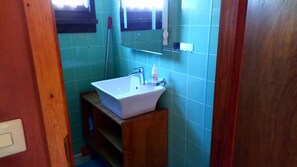 House | Bathroom