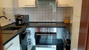 Apartment | Private kitchen | Full-sized fridge, oven, stovetop, dishwasher
