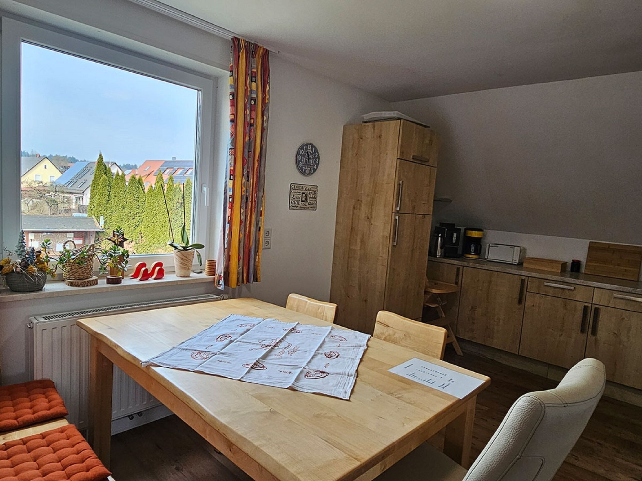 Apartment | Wohnbereich | Fernseher