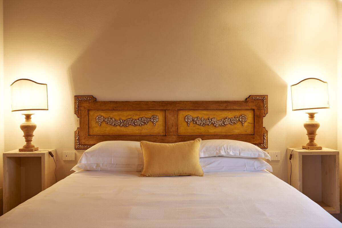 Apartment Ambra | 2 bedrooms, premium bedding, pillowtop beds, desk