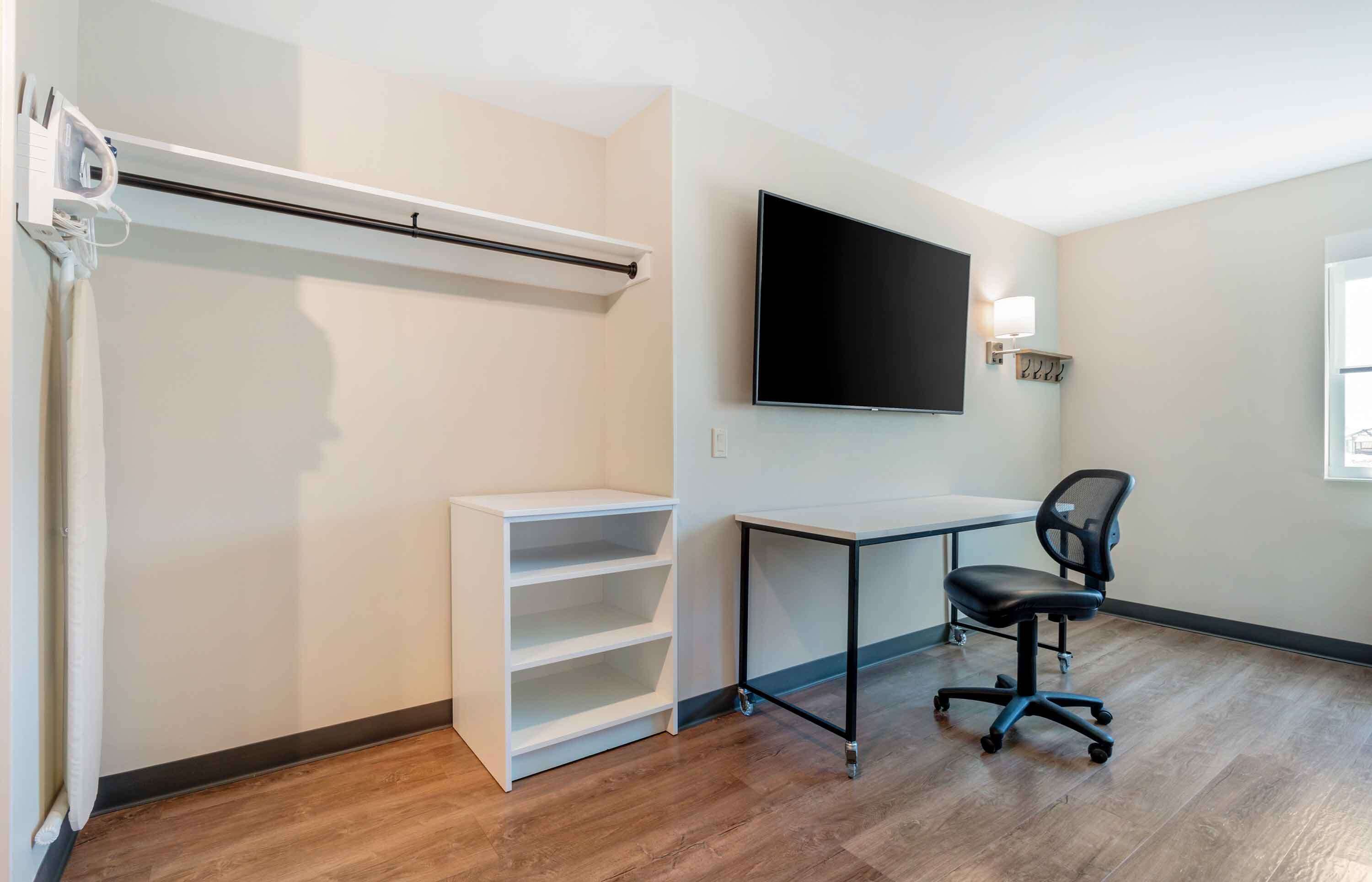 standard studio, 1 king bed, non smoking, refrigerator & microwave | desk, iron/ironing board, bed sheets