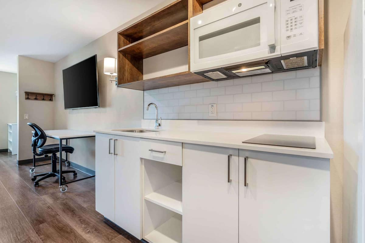 standard studio, 2 queen beds, non smoking, refrigerator & microwave | desk, iron/ironing board, bed sheets