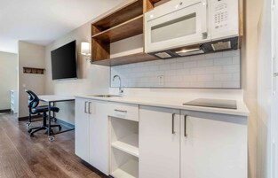 Refrigerador, microondas