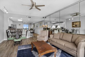 TV - 🌅 Stunning Beach Front- Sterling Sands 707 🏝️ (Destin)