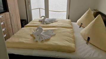 2 chambres, lit parapluie, Wi-Fi, draps fournis