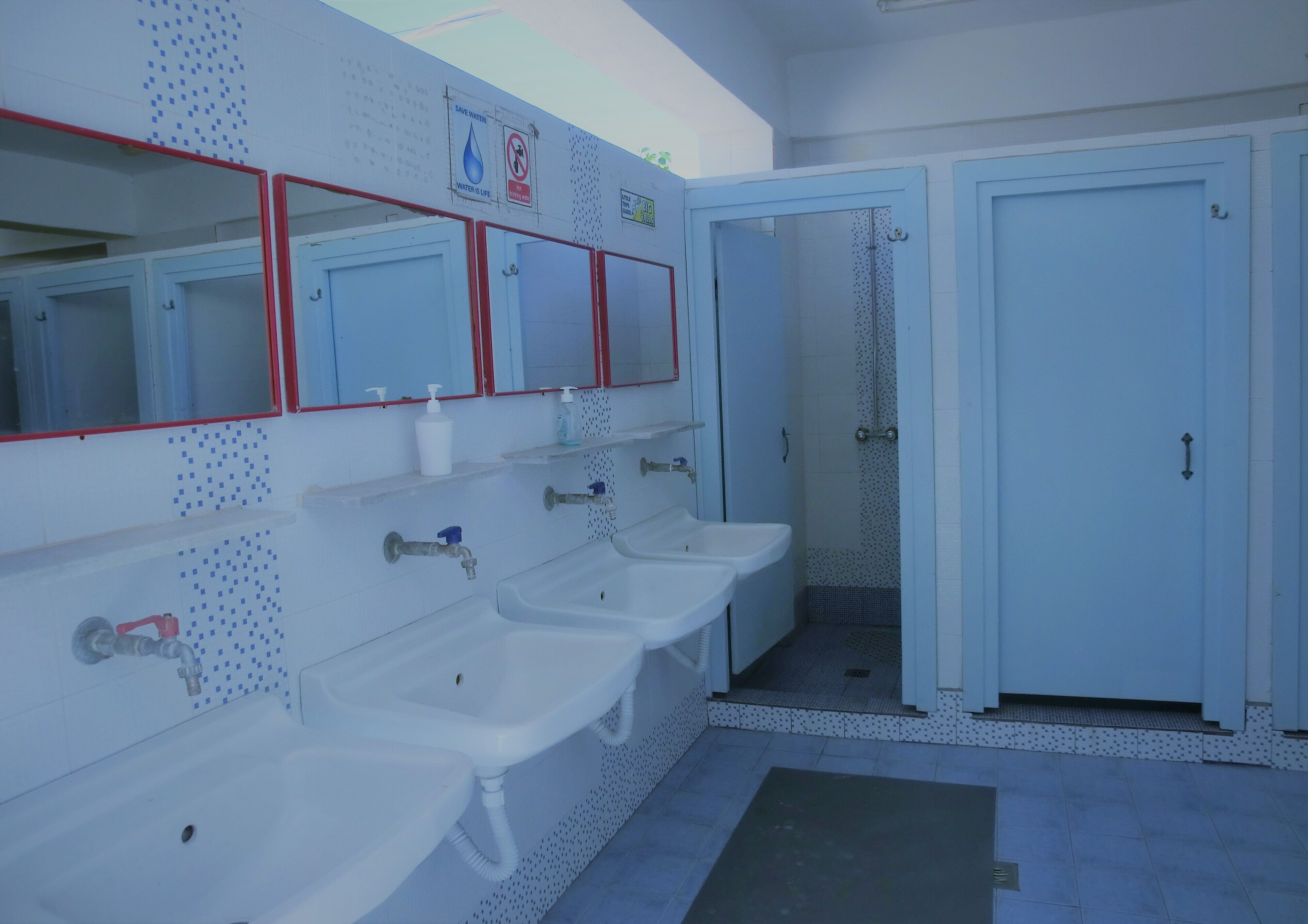 Photo - Santorini Camping & Hostel