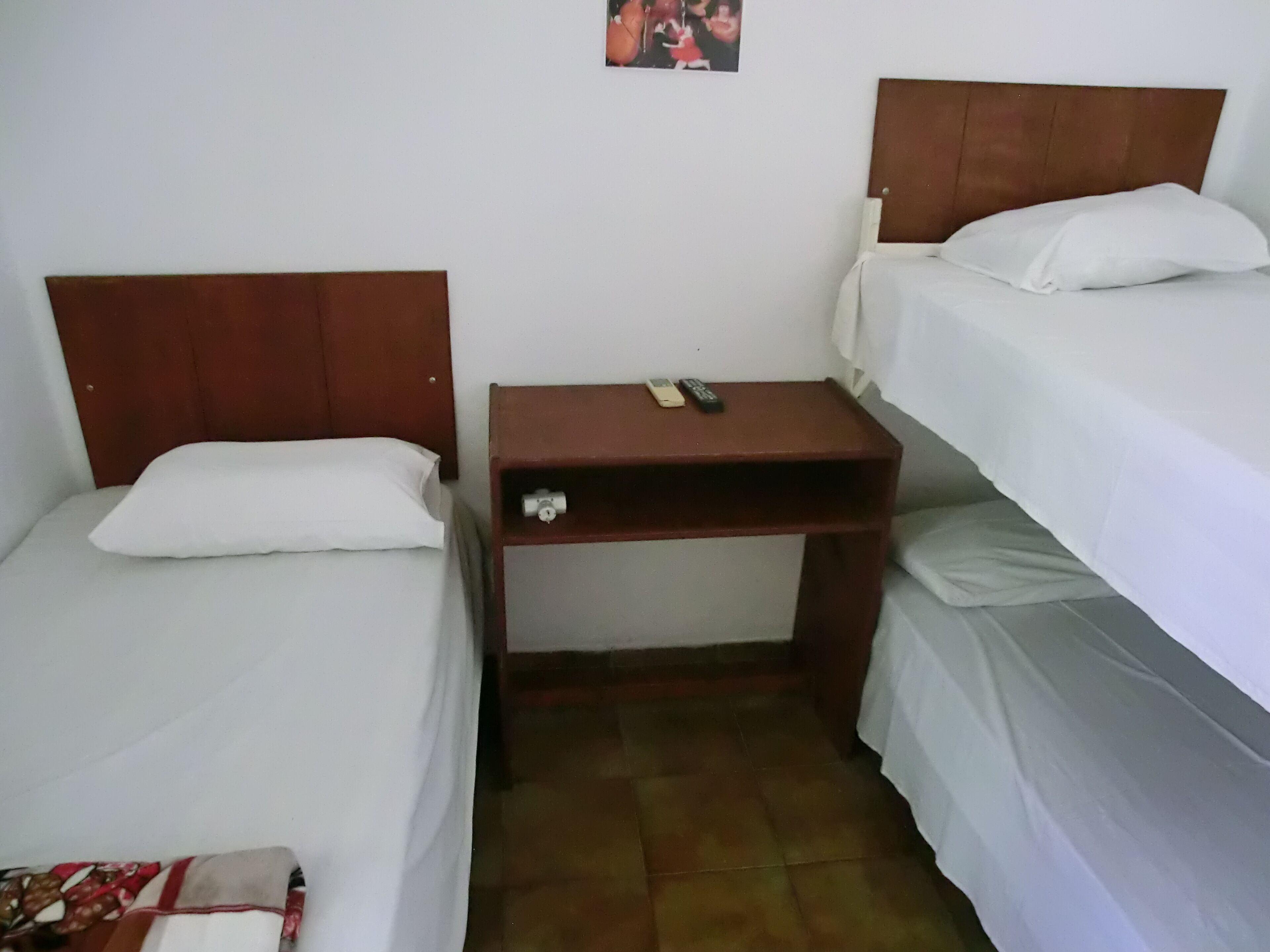 Basic Triple Room | Bed sheets