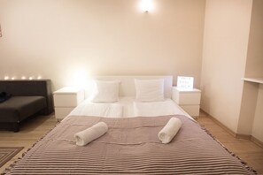 Suíte estúdio urbana | Espaço de trabalho para notebook, ferros/tábuas de passar roupa