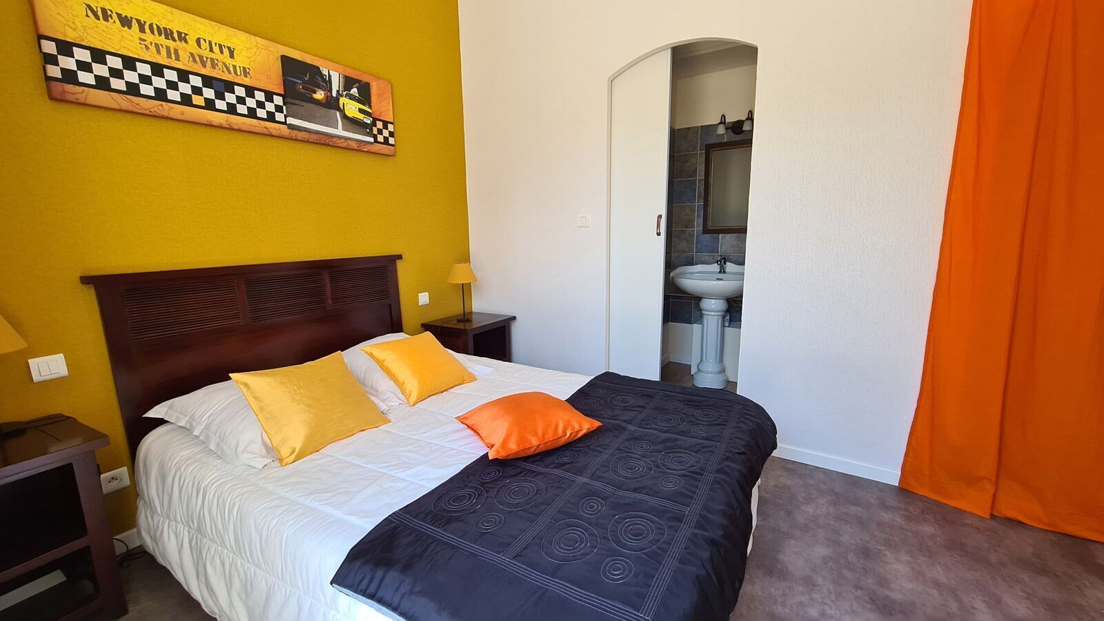 Premium bedding, individually decorated, individually furnished, desk