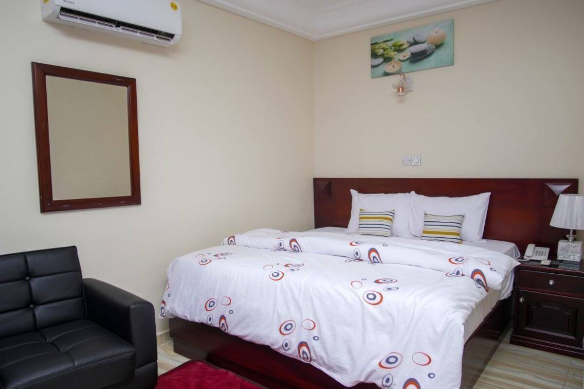 Desk, iron/ironing board, free WiFi, bed sheets