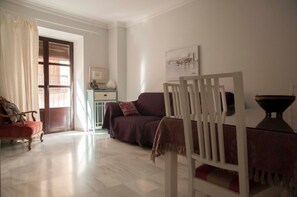 Living area - Center, luminous apt - 2 bathrooms (Sevilla)