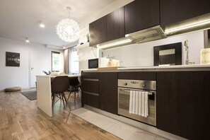 City Apartment | Private kitchen - MB Cracow Apartments-Czarnowiejska 9 (Kraków)