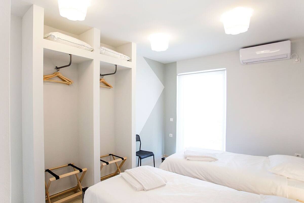 Double Room (6) | WiFi (free), bed sheets