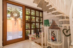 Interior - Charming Holiday Apartment "Ferienwohnung Mainau" with Balconies (Sipplingen)