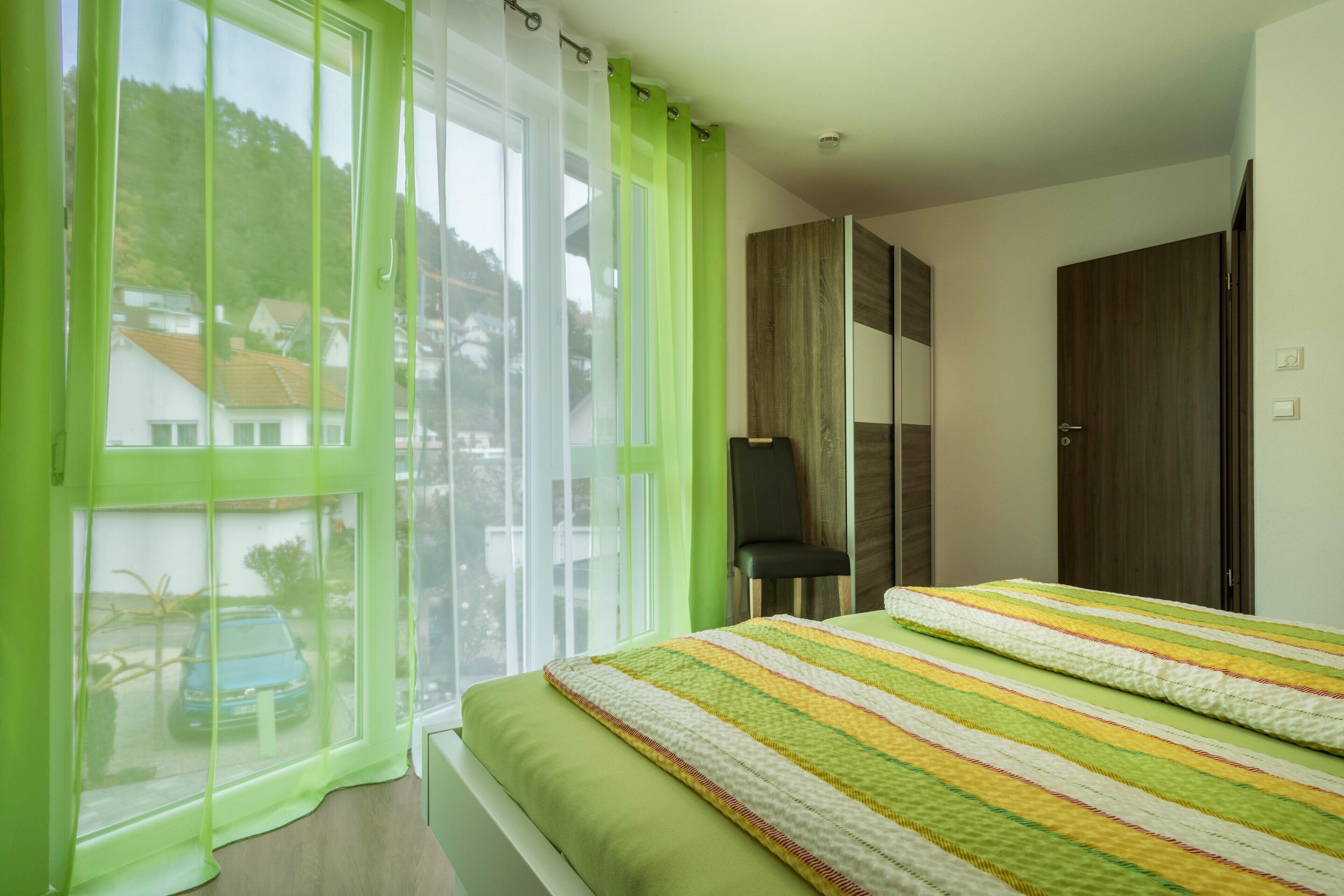 2 chambres, fer et planche à repasser, Wi-Fi gratuit, draps fournis