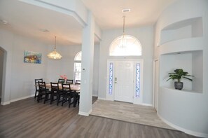 Dining - Relaxing Canalfront Home with Pool & Sunset Views (Palm Coast)