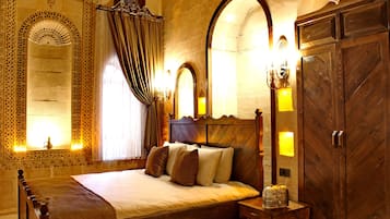 Standard Room, Jetted Tub | 1 bedroom, premium bedding, individually decorated