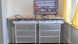 Interior detail - S14 (Hengoed)