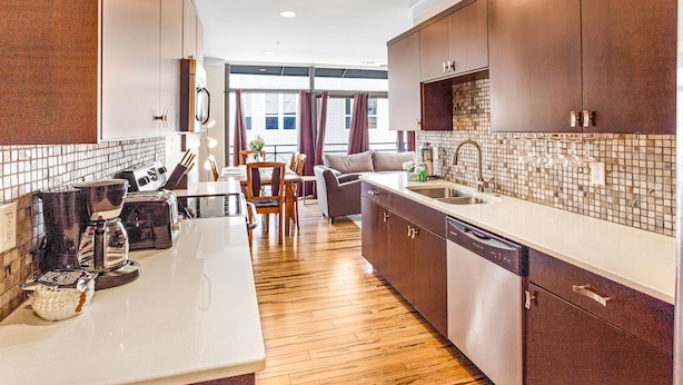 Unclassified image, 1 of 44, button - Large Condo In Prime Downtown Location w/ Balcony by Lucky Savannah (Savannah)