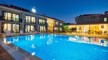 Chambre Deluxe, non-fumeur, vue piscine