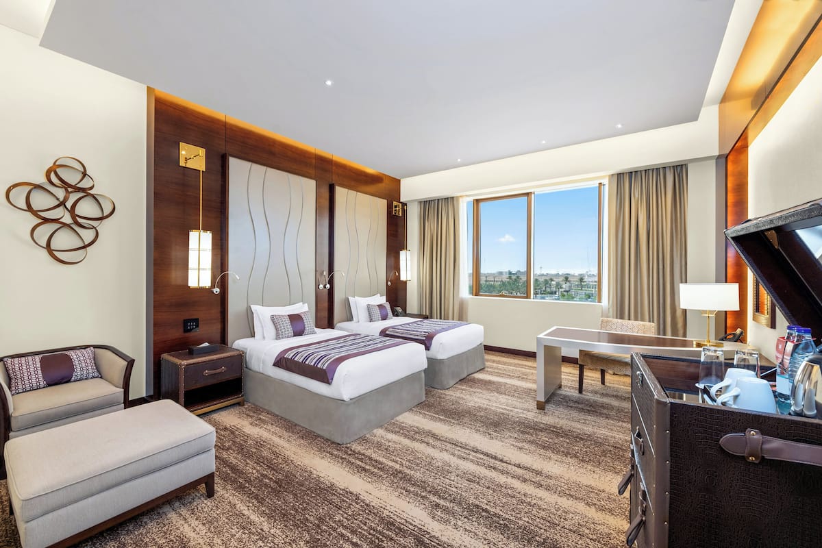 1 bedroom, premium bedding, memory-foam beds, minibar