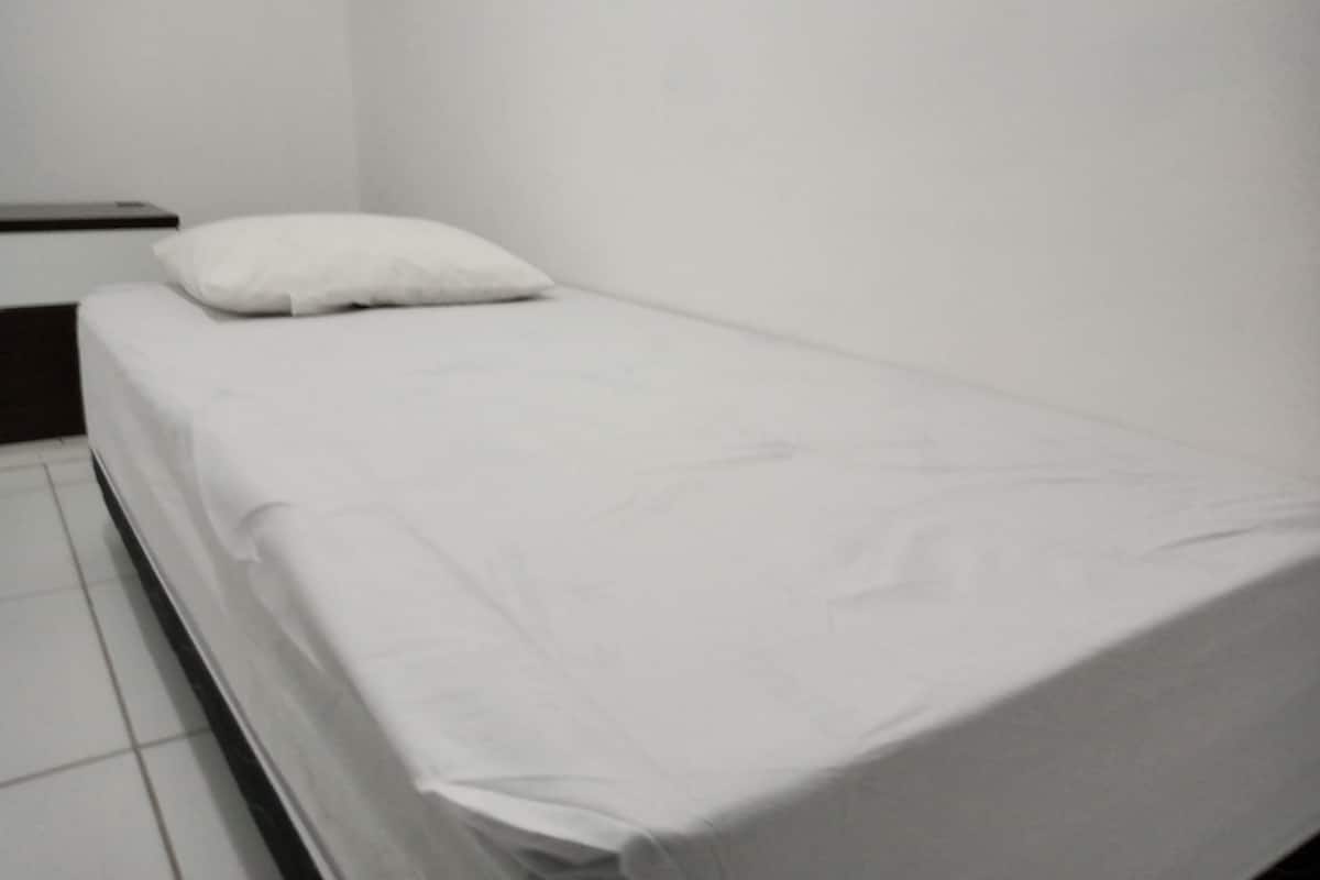 Quarto solteiro | Roupa de cama
