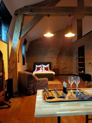 Deluxe Studio - La Maison Bleue (Roubaix)