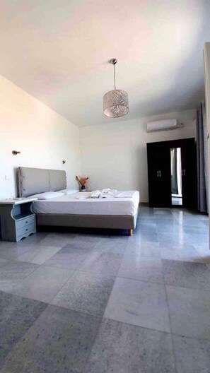 2 quartos, Wi-Fi de cortesia, roupa de cama