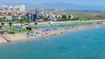 Plajda, 2 plaj barı