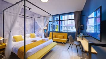 Desk, WiFi (free), bed sheets