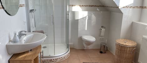 House | Bathroom | Shower, hair dryer, towels, soap