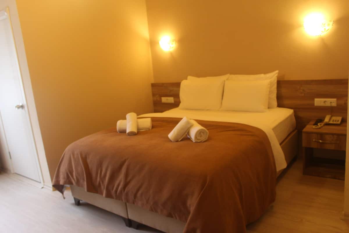 Double Room | Free WiFi