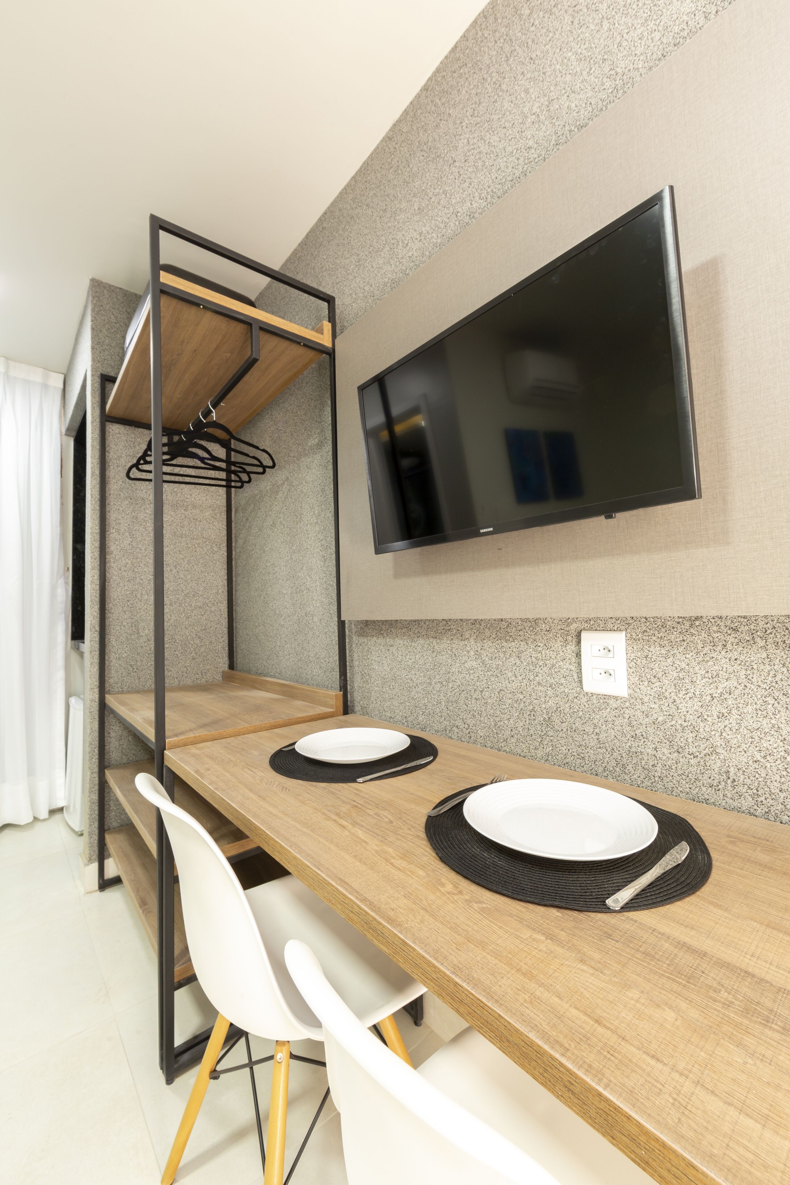 Economy-huone, useita sänkyjä | Ruokailu omassa huoneessa