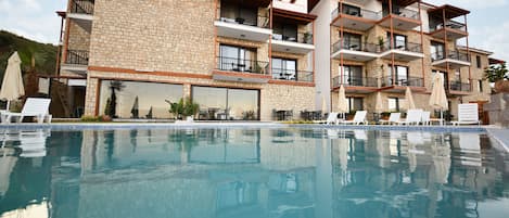 2 indoor pools, seasonal outdoor pool