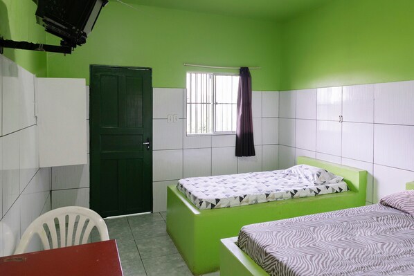 Triple Room, Multiple Beds